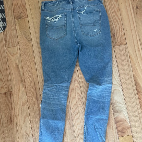 American Eagle “the dream Jean” stretch high rise denim. I’m excellent shape! - Picture 3 of 3